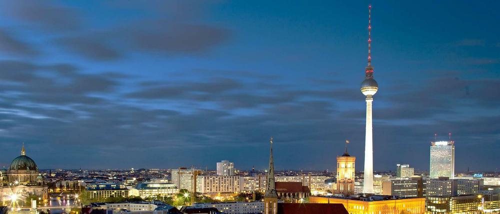 Das, was in den einzelnen, zuletzt recht inflationär abgedruckten Texten beschrieben wird, das ist Berlin. Ein winzig kleiner Ausschnitt davon.