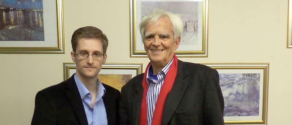 Edward Snowden und Hans-Christian Ströbele