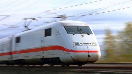 Die Deutsche Bahn rüstet auf - und stellt mehr Personal ein.