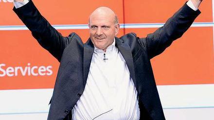 Sooo riesig können Ideen sein, gestikuliert Microsoft-Chef Ballmer.