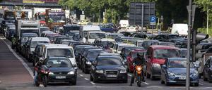 Stau am Großen Stern? Ach, woanders ist's viel schlimmer. Das nur mal so als kleiner Mutmacher.