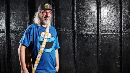 Sänger J Mascis gründete mit Lou Barlow 1984 die Band Dinosaur Jr.