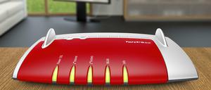 Mit DSL-Router wie die AVM Fritzbox 7490 kann man sowohl surfen als auch telefonieren. Bei einem flächendeckenden Routerzwang würde die Entwicklung solcher Geräte erschwert.