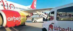 Abgeblitzt. Air Berlin könne ja auf andere Flughäfen ausweichen, argumentieren Anwälte der Flughafengesellschaft Berlin-Brandenburg.