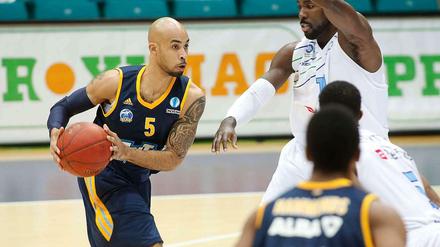 David Logan am Ball gegen Mons.