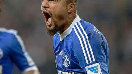 Beim Barte Boatengs. Schalke dreht das Spiel gegen Bremen, vor allem auch dank Kevin-Prince Boateng.