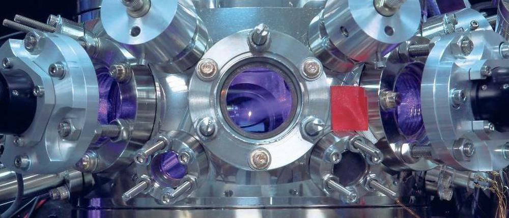 Optische Gitteruhr an der Physikalisch-Technischen Bundesanstalt in Braunschweig