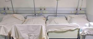 Leere Betten. In Deutschland arbeiten viele Krankenhäuser unrentabel.