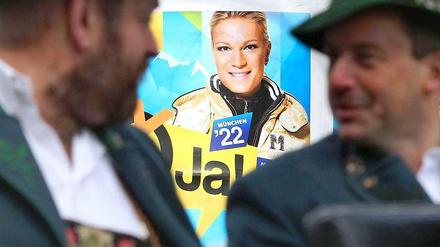 Maria Höfl-Riesch ist dafür, aber ob die beiden Eingeborenen auch mit "Ja" gestimmt haben?