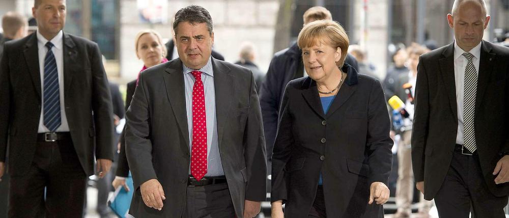 Die Chefs müssen mit ran. Sigmar Gabriel und Angela Merkel sind in der großen Runde mit dabei.