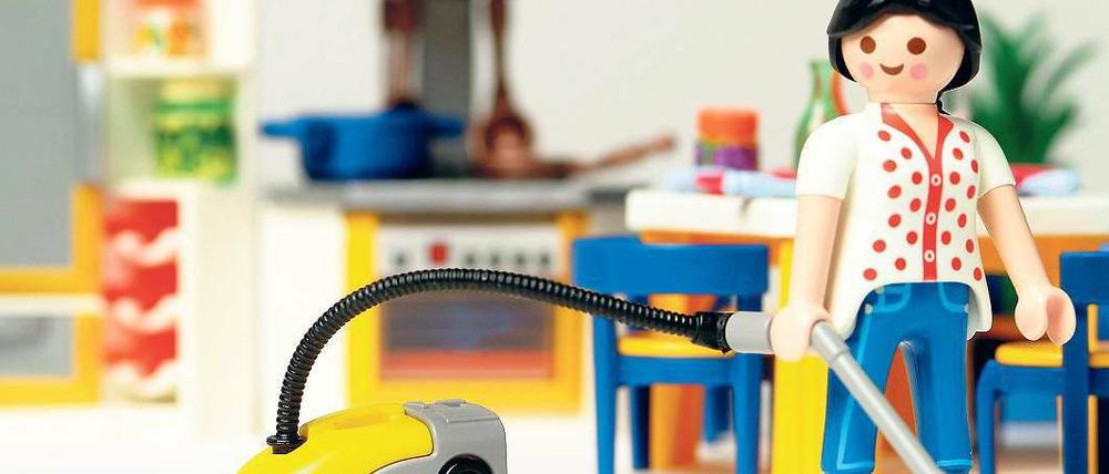 Weniger ist mehr. Die Europäische Union gibt mit ihrer Ökodesign-Richtlinie Mindeststandards für die Effizienz von Produkten vor. Deshalb dürfen zum Beispiel Staubsauger vom kommenden Jahr an nur noch 1600 Watt Leistung haben. Union und SPD sind in dieser Frage voll auf EU-Kurs.