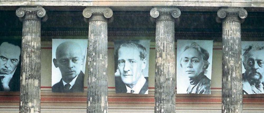 1992dokumentierte das Alte Museum in Berlin "Das Schicksal der Avantgarde in Nazi-Deutschland" und zeigte Porträts der als "entartet" verfemten Künstler.
