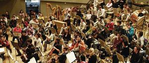 Die Mitglieder des UdK-Symphonieorchesters bei der Probe.