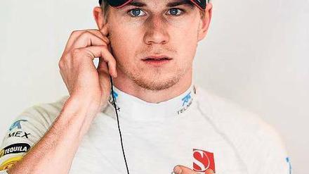 Bedingt gesprächsbereit. Nico Hülkenberg hatte einige Probleme mit Sauber, könne seinen Vertrag nun aber doch verlängern.