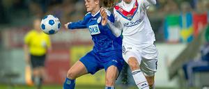 Turbines Maren Mjelde (links) im Hinspiel gegen Lotta Schelin.
