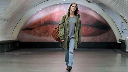 Isabelle (Marine Vacth) in der Métro. Ein paar Schritte weiter, und sie wird sich in Léa verwandeln.