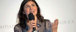 Die Vermittlerin. Hatice Akyün ist in der Türkei geboren, in Duisburg aufgewachsen und lebt in Berlin. Über ihre Alltagserfahrungen hat sie mehrere Bücher geschrieben – und spricht mit viel Leidenschaft darüber.