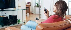 Jeder dritte TV-Zuschauer nutzt nebenher ein Smartphone oder Tablet. Foto: pa/dpa