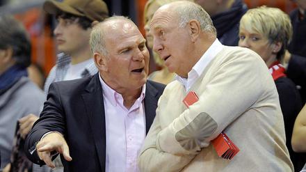 Brüder halten zusammen. Uli (l.) und Dieter Hoeneß.