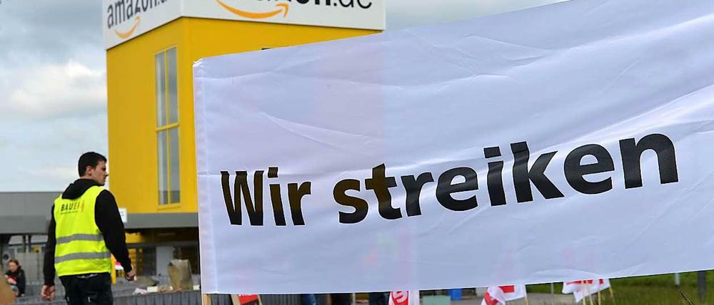 Bereits den gesamten Sommer über, legten Mitarbeiter in Bad Hersfeld (Foto) und Leipzig immer mal wieder die Arbeit nieder.