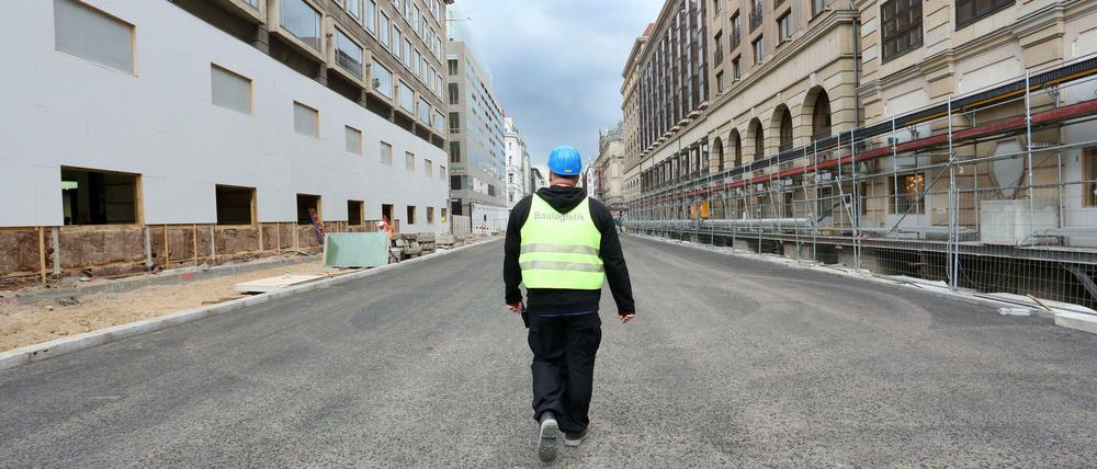 Platz da! Bald fahren hier wieder die Auto- und Radfahrer.