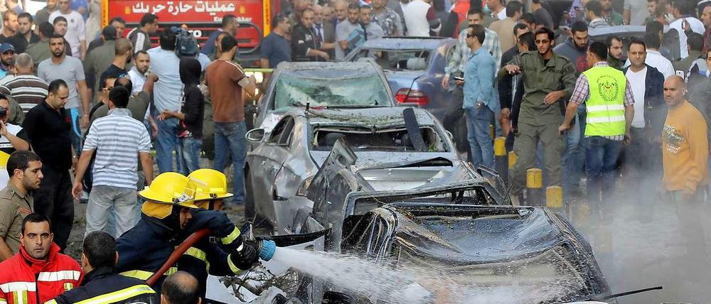 In der libanesischen Hauptstadt Beirut gab es einen schweren Anschlag vor der iranischen Botschaft.