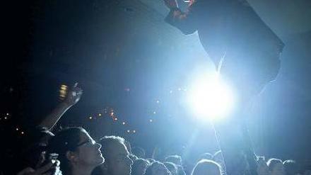 Arcade Fire auf der Bühne.