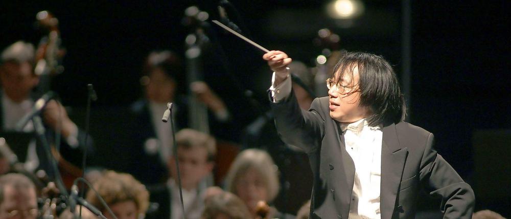 Shao-Chia Lü bei einem Konzert im Jahr 2004.