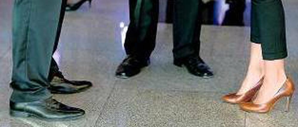 Schönster Schuh. SPD und Union wollen 30 Prozent Frauen im Aufsichtsrat. Foto: dpa