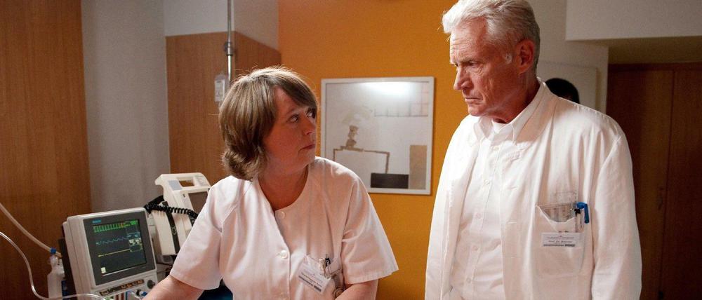 Professor Brenner statt Professor Brinkmann: Um Organhandel und Ärztepfusch dreht sich Rademachers neuer Film "Engel der Gerechtigkeit" mit Robert Atzorn.