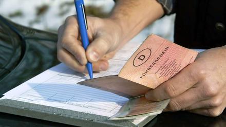 Wirkt als Strafe, was wirklich wehtut - wie etwa ein Führerscheinentzug?