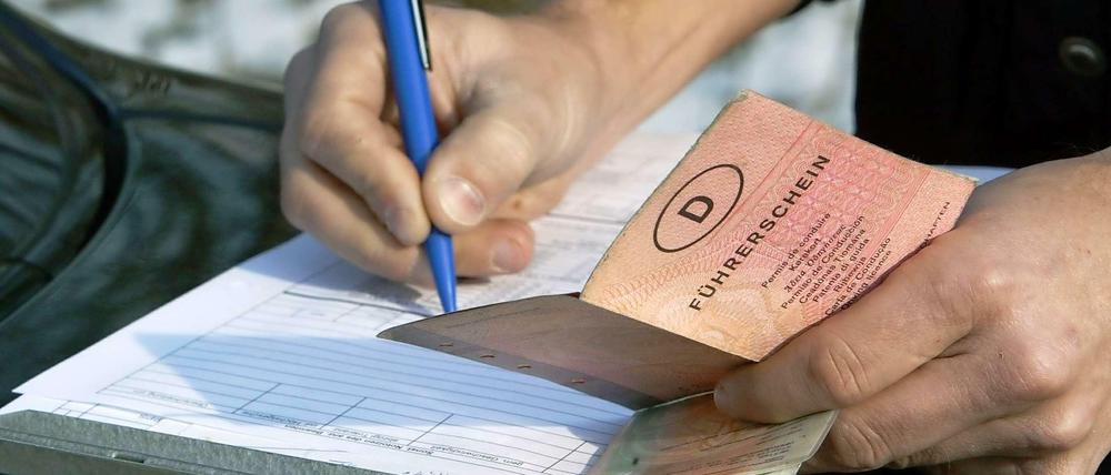 Wirkt als Strafe, was wirklich wehtut - wie etwa ein Führerscheinentzug?