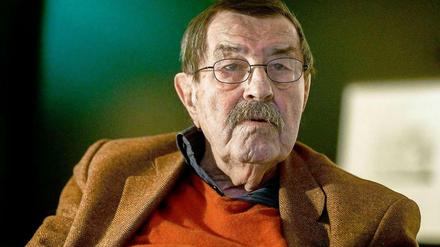 Durch eine große Koalition drohe ein Schaden für das demokratische System, meint Günter Grass.