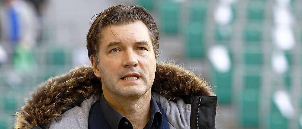 Michael Zorc, 51, ist seit 1998 Sportlicher Leiter von Borussia Dortmund. Als Profi spielte Zorc 17 Jahre für den BVB und schoss in 463 Bundesligaspielen 131 Tore für den Klub. 
