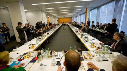 Erst die Inhalte, dann das Personal: Die Koalitionsverhandlungen nähern sich ihrem Ende, und die Spekulationen über die Personalien nehmen zu.