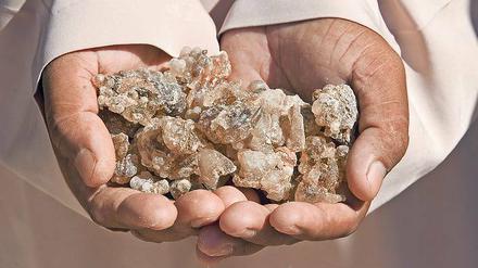 Für eine Handvoll Weihrauch aus Oman wird heute im Gegensatz zu früheren Jahrhunderten nicht mehr sehr viel gezahlt, obwohl die Nachfrage weiter groß ist.
