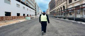 Baustelle wird Schaustelle. Die Friedrichstraße ist jetzt frei – aber nicht für Autofahrer.