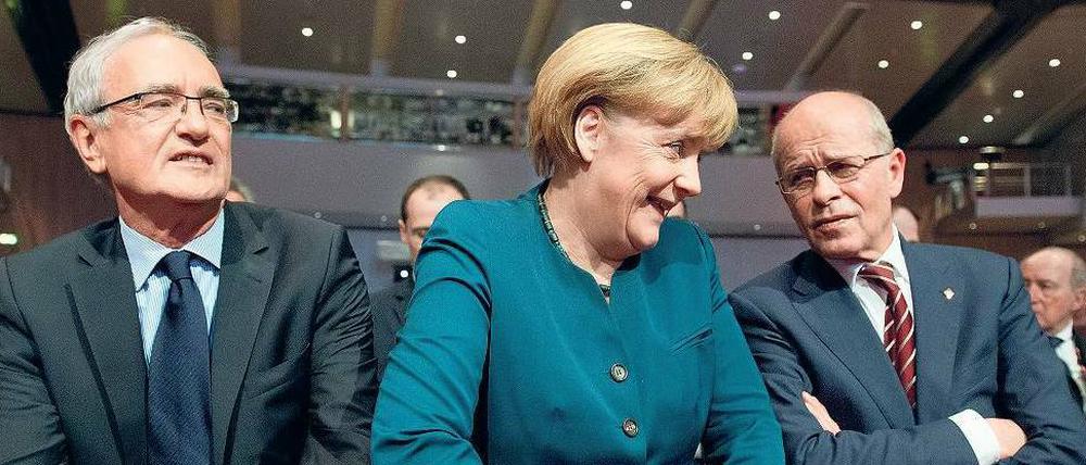 Führungswechsel. Detlef Wetzel (l.) folgt auf Berthold Huber, den die Kanzlerin am Montag als „geradlinig und zuverlässig“ lobte.