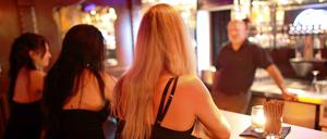 Das Ende der Scham. Unter Freiern wird „Flatrate-Sex“ immer beliebter: stundenlanges Vergnügen für einen fixen Preis.