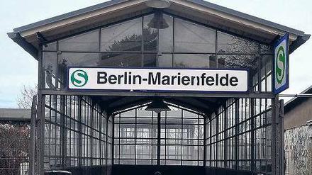 Marienfelde, nicht Mariendorf! Von hier sind es zu Fuß 1600 Meter zum Weihnachtsmarkt.