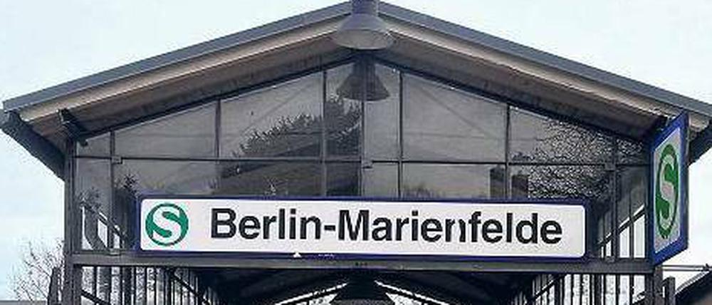 Marienfelde, nicht Mariendorf! Von hier sind es zu Fuß 1600 Meter zum Weihnachtsmarkt.