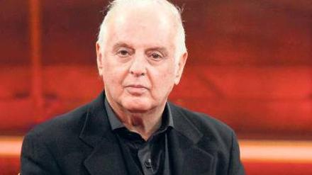Daniel Barenboim,71, ist seit 1992 Generalmusikdirektor der Berliner Staatsoper. "Das ist mein Lebenswerk hier", sagt er und gibt sich gelassen, was die Dauerbaustelle im Stammhaus Unter den Linden betrifft. 