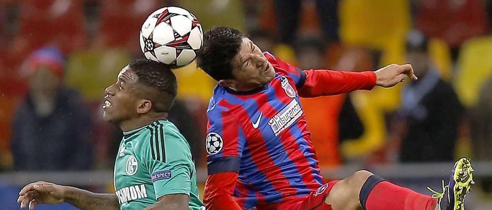 Kopf-an-Kopf-Rennen in Gruppe E. Schalke muss im letzten Spiel daheim gegen Basel gewinnen.