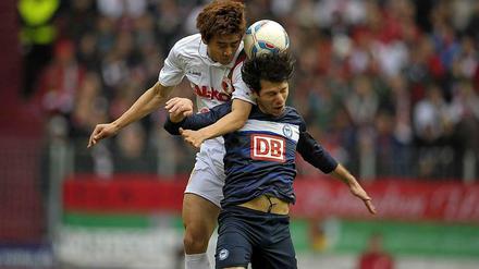 Schon beim letzten Aufeinandertreffen 2012 behielt Augsburg die Oberhand.