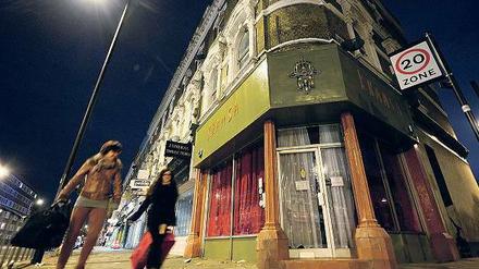 Das ehemalige Mao-Tse-Tung-Zentrum im Londoner Stadtteil Brixton. Heute beherbergt es ein Restaurant. Foto: Andy Rain/dpa