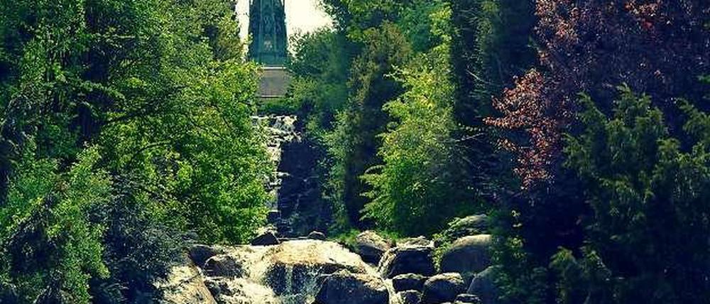 Der Viktoriapark mit Kreuzberg, ein Grund für viele, warum sie so gerne im Bergmannkiez sind. 