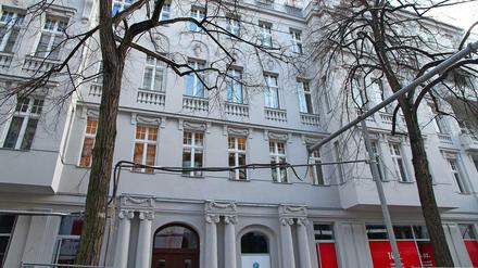 Das denkmalgeschützte Gebäude des Ex-Hotels Bogota an der Schlüterstraße ist fast fertig saniert. Mieter aus der Modeszene sind Wolfgang Joop und Karl-Heinz Müller.