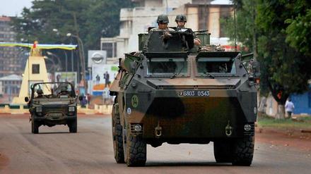 Eine französische Patrouille in Bangui.