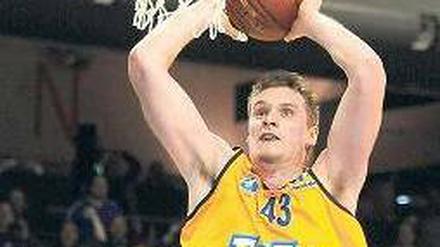 Ein Dunking zum Schluss. Leon Radosevic feierte ein triumphales Comeback.Foto: Imago