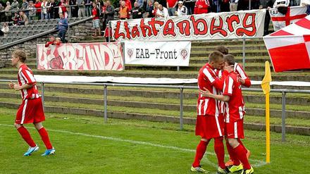 Stimmung im "Hans Zoschke" und seinen 47 Freunden.